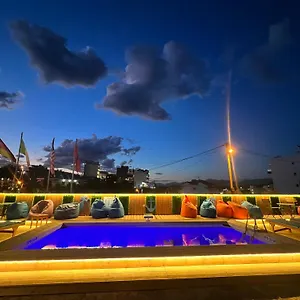 3* Szálloda Two Mermaids